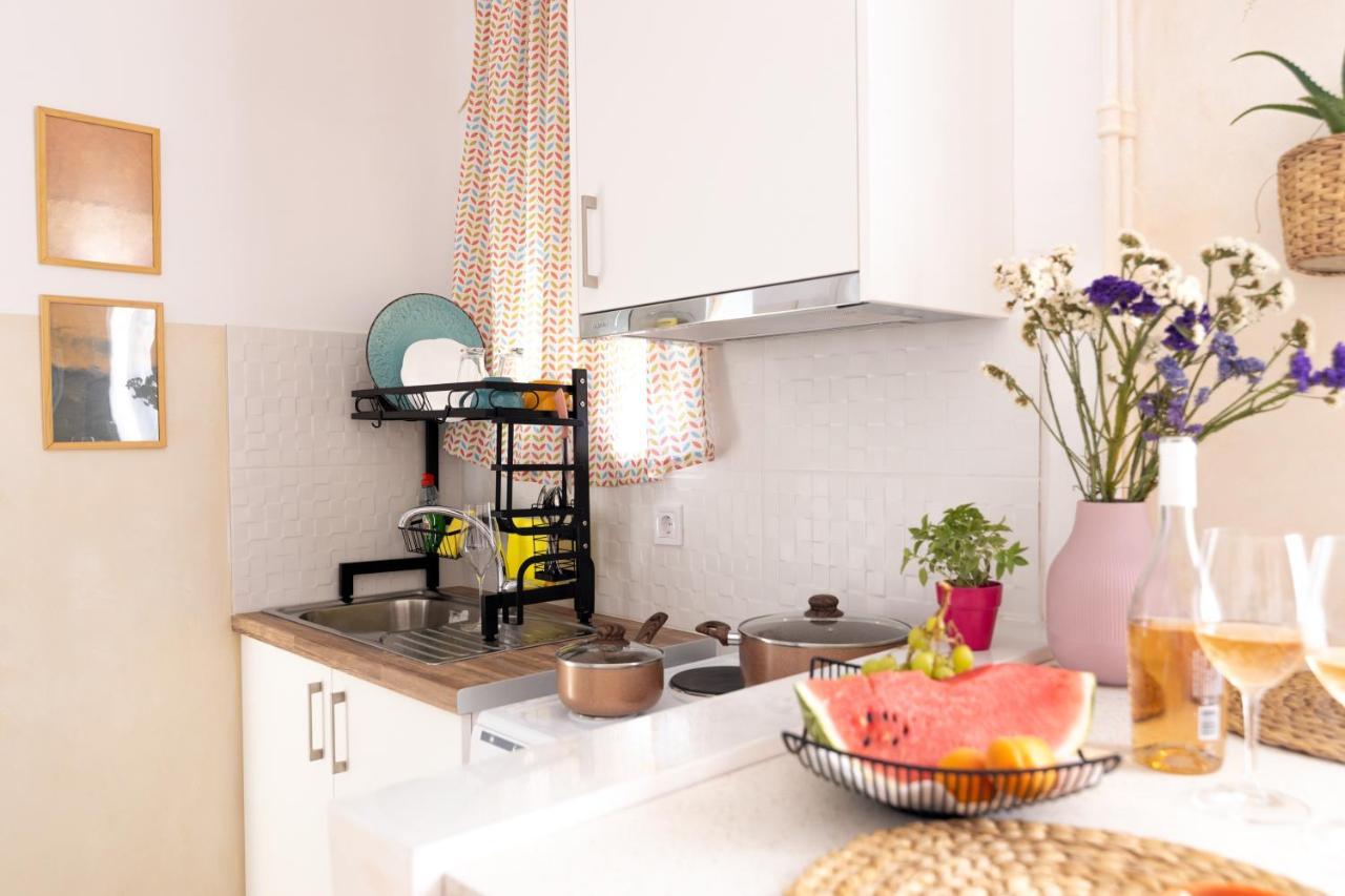 Mediterranean House - 12 Min From Acropolis! Apartment Athena Bagian luar foto