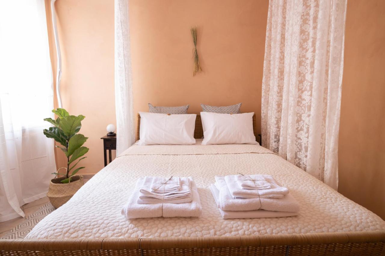 Mediterranean House - 12 Min From Acropolis! Apartment Athena Bagian luar foto