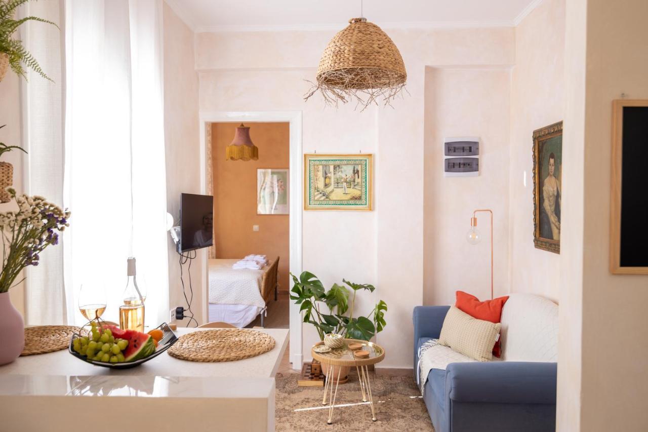 Mediterranean House - 12 Min From Acropolis! Apartment Athena Bagian luar foto