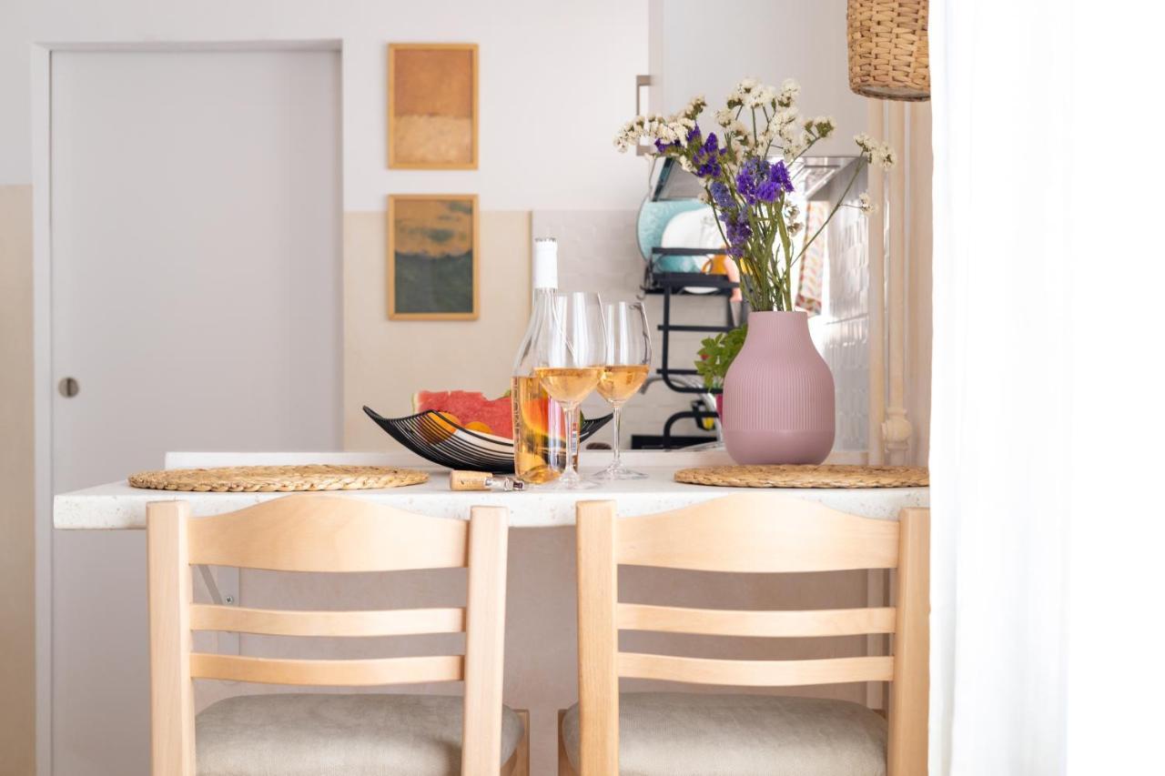 Mediterranean House - 12 Min From Acropolis! Apartment Athena Bagian luar foto