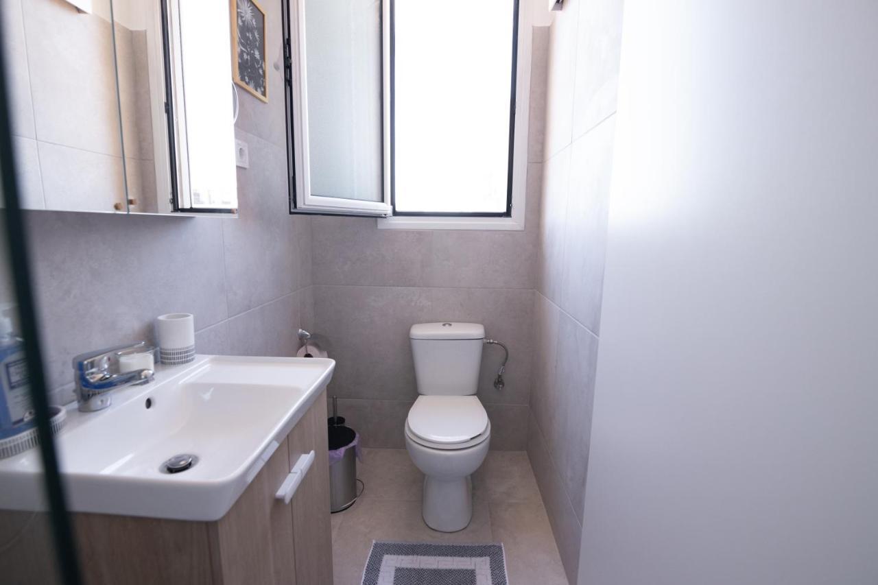Mediterranean House - 12 Min From Acropolis! Apartment Athena Bagian luar foto