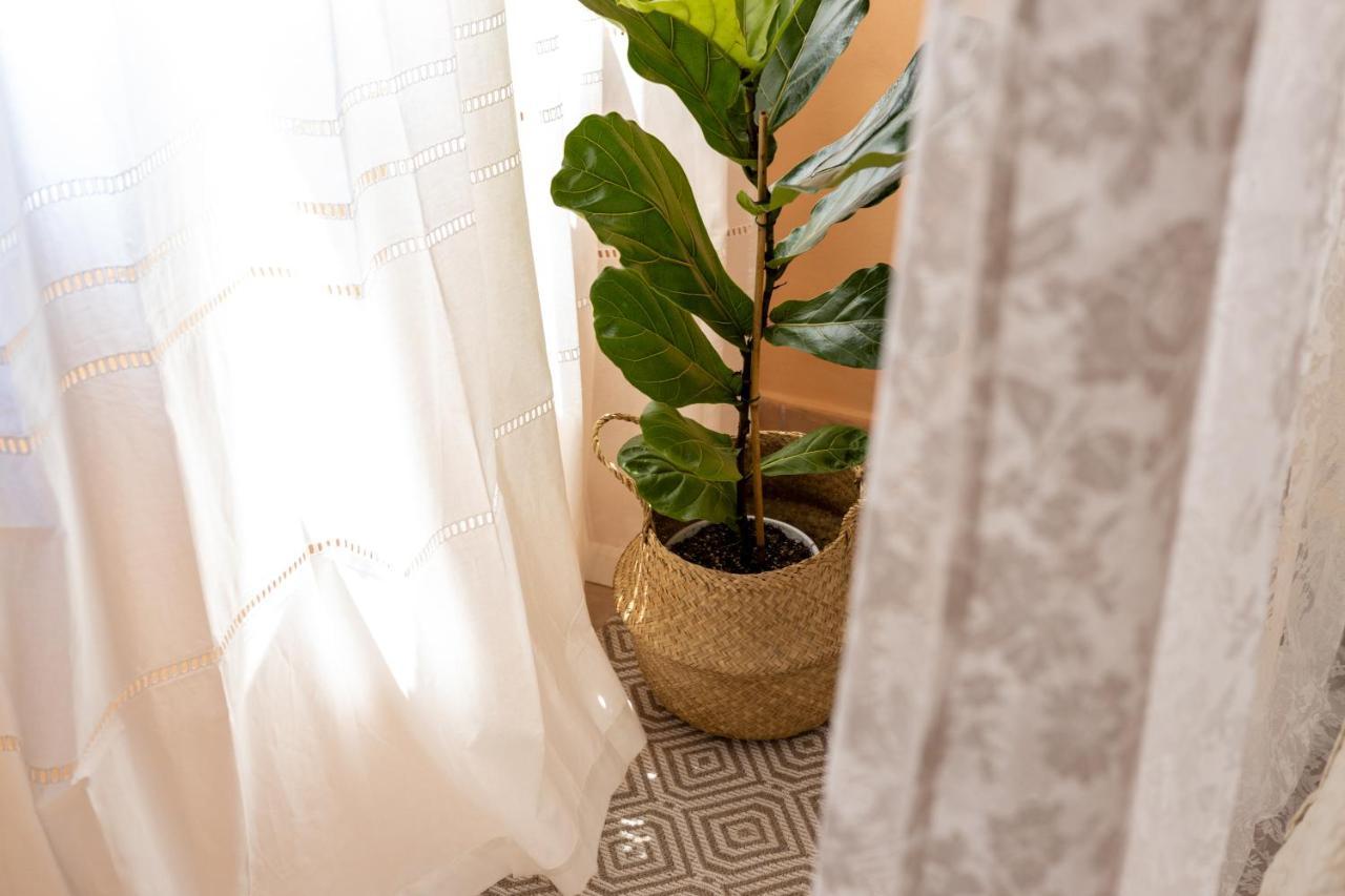 Mediterranean House - 12 Min From Acropolis! Apartment Athena Bagian luar foto