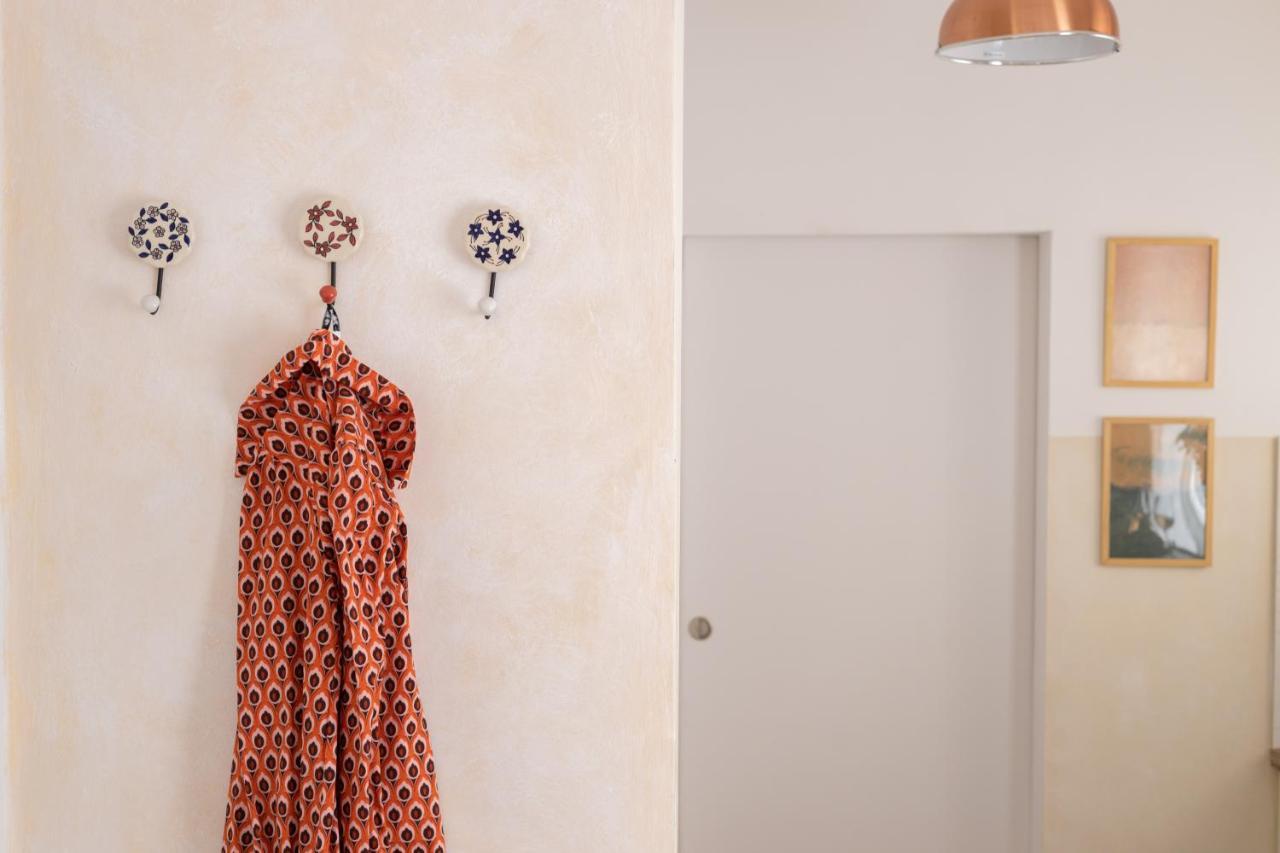 Mediterranean House - 12 Min From Acropolis! Apartment Athena Bagian luar foto